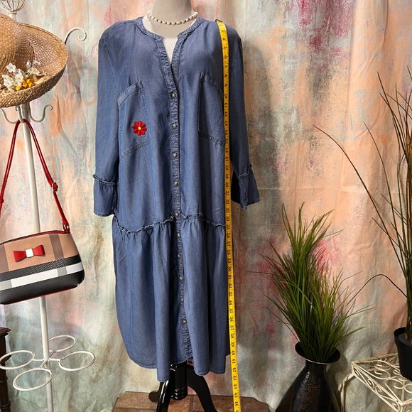 ๐Body Flirt Beautiful Button Down Dress - Breathable Fabrics - Trumpet Sleeves - Picture 8 of 16